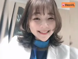 Cực nóng !!! Em Lan Anh khuôn mặt thiên thần địt nhau với bạn trai